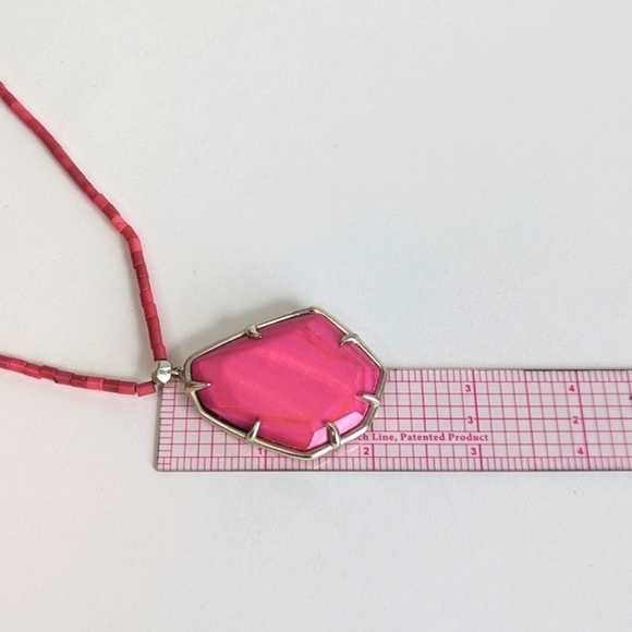 Kendra Scott Beatrix Unbanded Pink Agate Long Pendant Statement Necklace - Picture 7 of 11